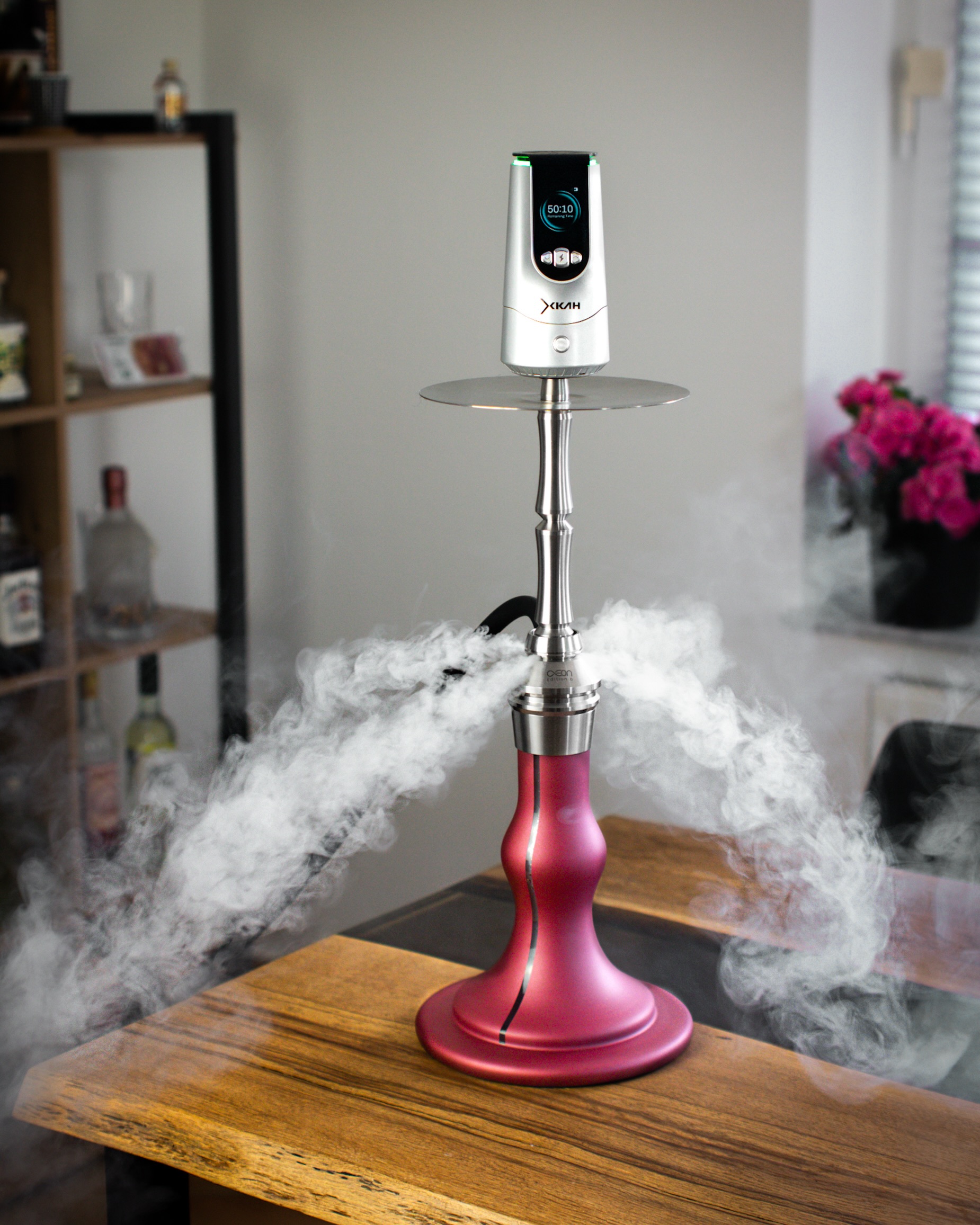 La shisha tedesca AEON 6 con fornello elettronico Xkah Pro